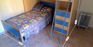 Cama litera juvenil - beige y azul