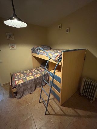 Cama litera juvenil - beige y azul