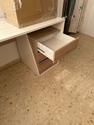 Escritorio URGE VENTA