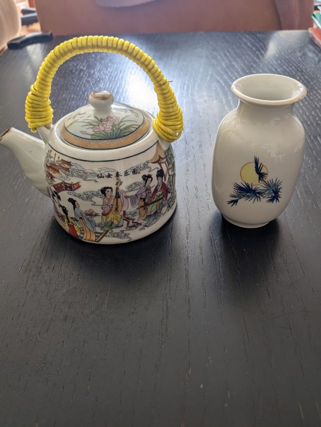 Juego té chino - 1 tetera, 1 jarrón, 5 tazas