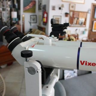 Telescopio binocular Vixen