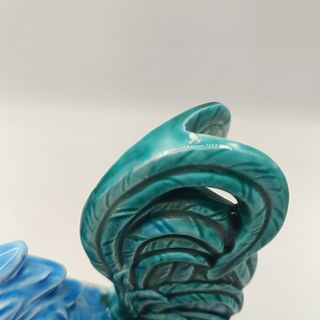 Figura gallo porcelana azul-verde