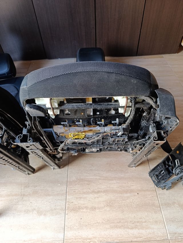 Mercedes Clase C W205 año 2015 asientos