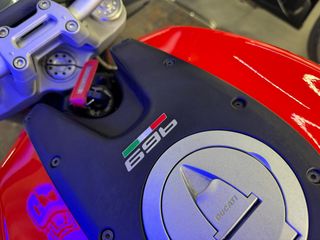 DUCATI MONSTER 696 - 2010