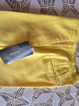 Pantalones Zara Basic Amarillos