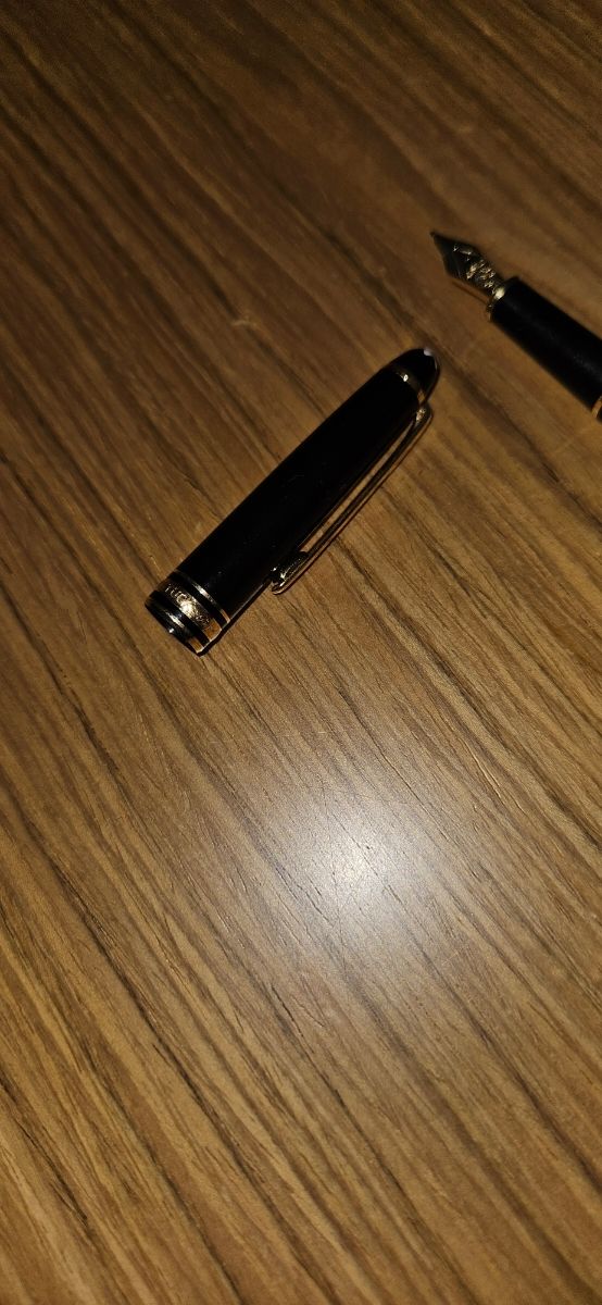 Pluma Montblanc Meisterstück 144