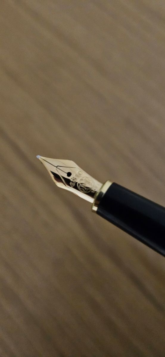 Pluma Montblanc Meisterstück 144