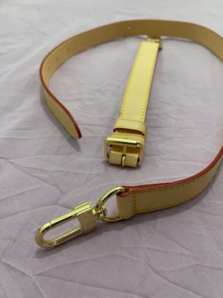 Candado n:318 
Louis Vuitton & Accesorios
