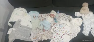 Bebé Reborn todo de silicona realista con ropita..