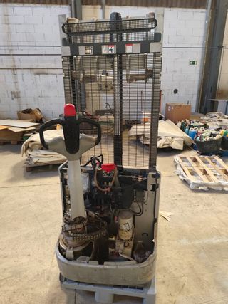 Transpaleta STILL EXV BASIC eléctrica 