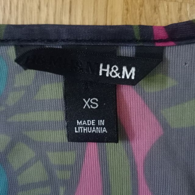 Blusa H&M multicolor XS