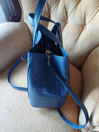 Bolso del colgar y de mano 