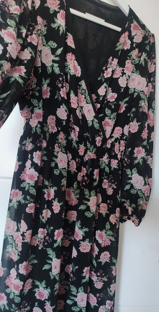 Vestido boho floral negro