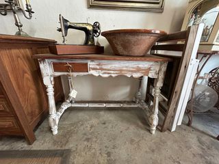 Mesa auxiliar pino norte, acabado vintage