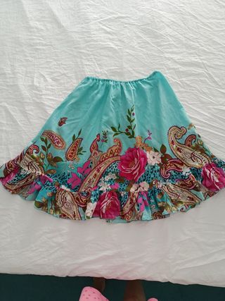 Falda floral turquesa