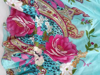 Falda floral turquesa