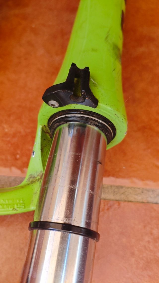 Horquilla bici Sr Suntour Duro 80mm