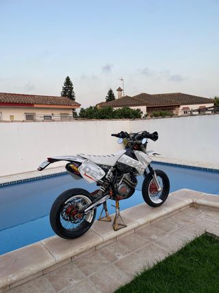 KTM Supermotard - ¡Impecable!