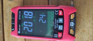 Multímetro digital automático ET1135. 9999 cuentas