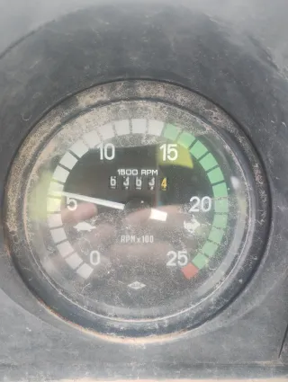 Ebro 6100 Tractor - Sincronizado