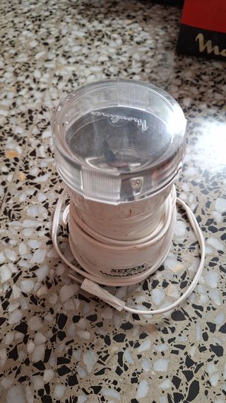 Molinillo y Licuador moulinex