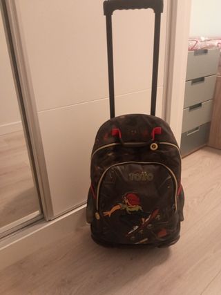 Mochila escolar TOTTO con ruedas