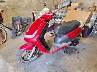Scooter Peugeot Vivacity 50cc