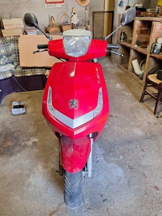 Scooter Peugeot Vivacity 50cc