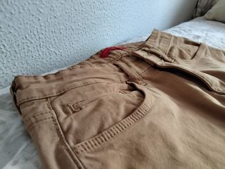 Pantalones chinos marrón hombre