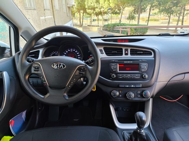 KIA Pro Ceed 1.4 CVVT 100cv y 1 AÑO GARANTIA