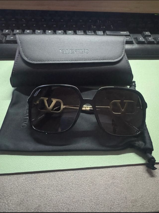 Occhiali da sole Valentino neri