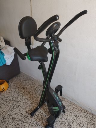 Bicicleta estática plegable Xbike 700