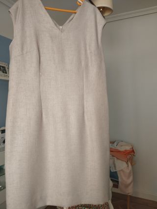 Vestido beige Corte Inglés