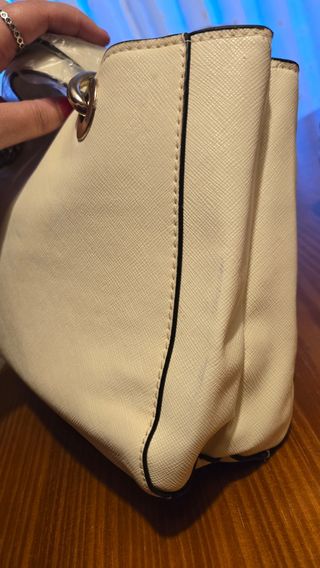 Mala cor creme, para senhora