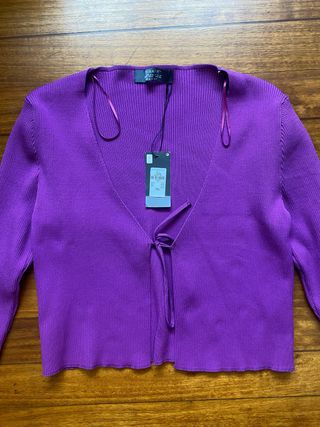 Jersey Primark morado talla M