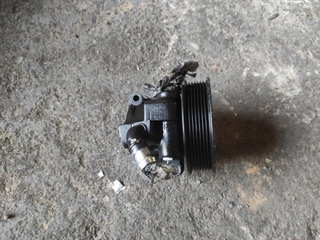 Bomba dirección Ford Transit Caja/Chasis (FM