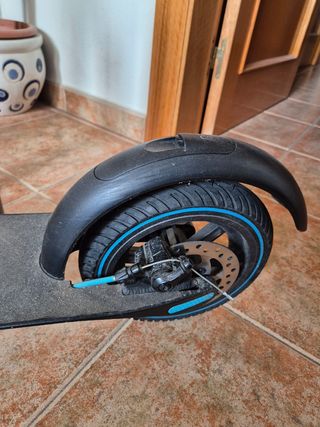 Patinete Cecotec Outsider + 4 baterías