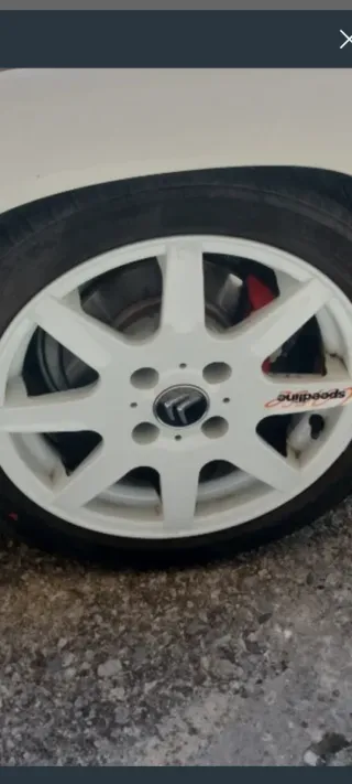 Llantas 15" Saxo VTS blancas..