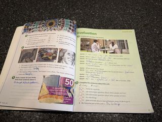 Libro 5 de primaria Activity Book