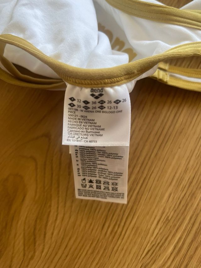 Bañador Arena One Original - Blanco y dorado