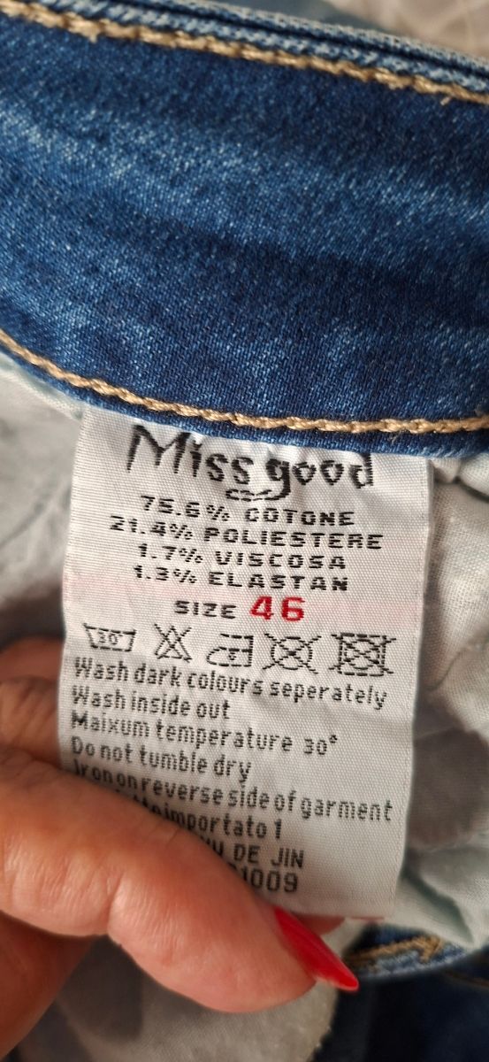 Bermudas vaqueras de mujer, talla 40.