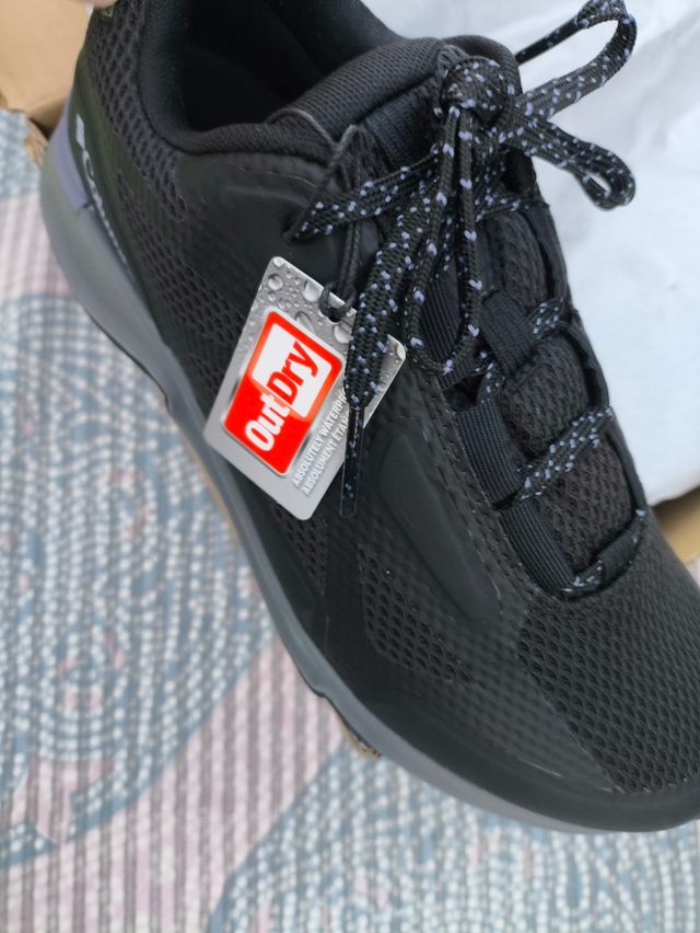 Zapatillas Columbia Negras - Talla 38