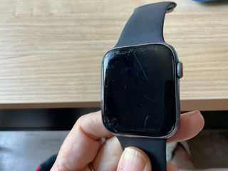 Apple Watch 5 GPS+Cellular - Negra/Plata 44 mm.