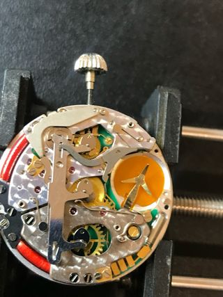 Tecnico de Reparacion de relojes
