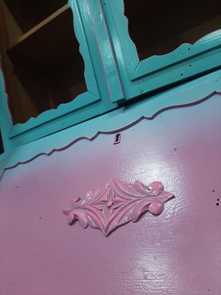 Vitrina escritorio antigua restaurada y pintada