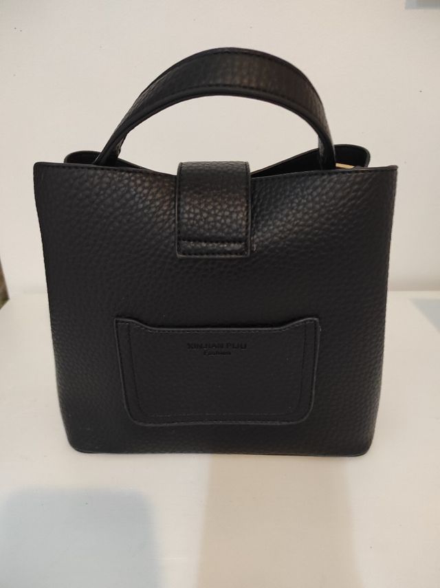 Bolso Negro