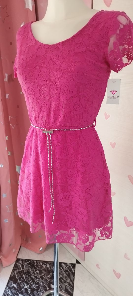 Vestido encaje fucsia nuevo