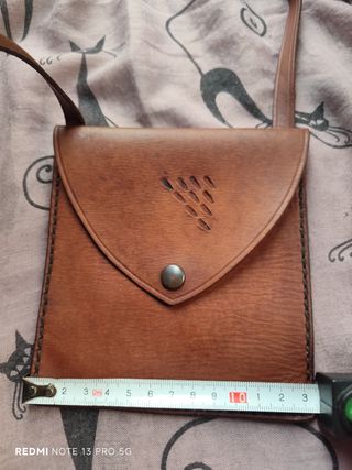 Bolso bandolera piel marrón artesanal