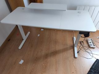 Mesa escritorio eléctrica blanca