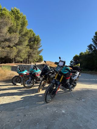 Alquiler Kove 800 X Yamaha Tenere 700 Vogue 800